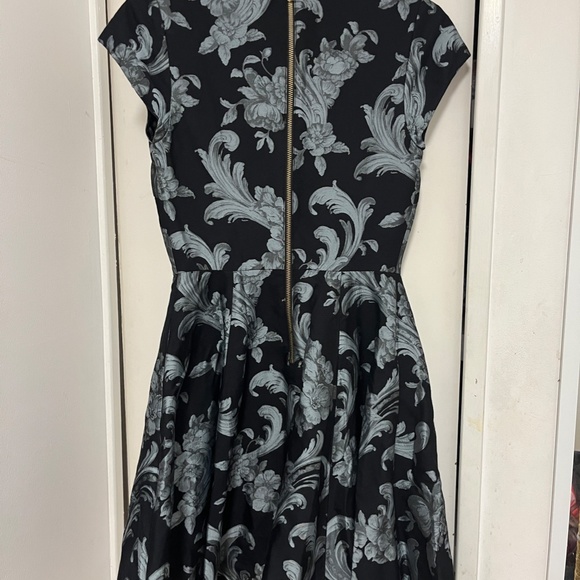 Like New Ted Baker Cocktail Dress Embroidered Flowers on Black Ted Size 1 / 4 US - Picture 2 of 3